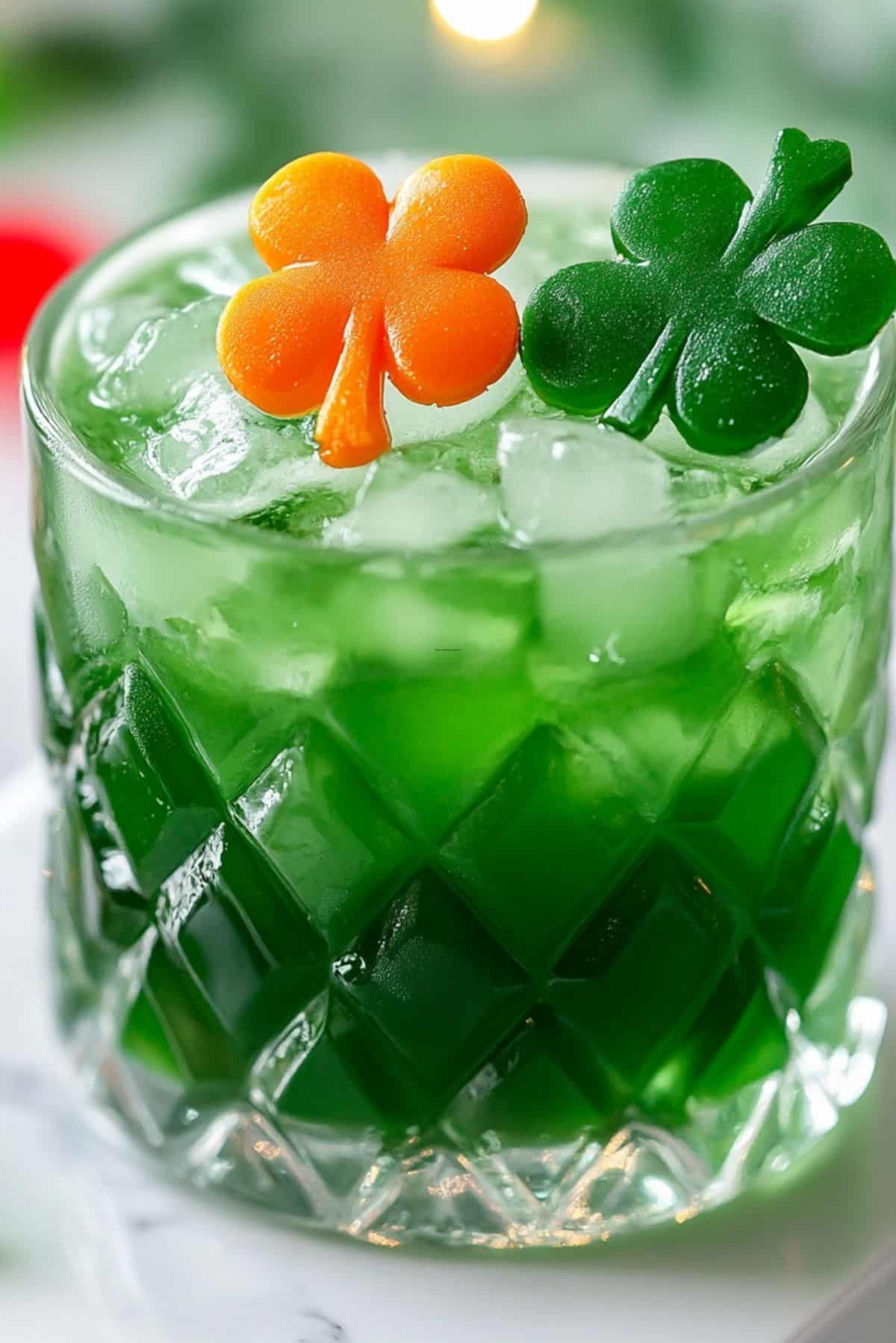 The Drunk Leprechaun – A Fun and Festive Green Cocktail