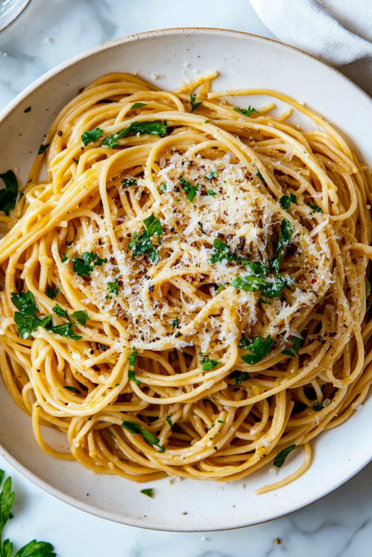 The Addictive Garlic Noodles I Make When I Don’t Know What to Cook