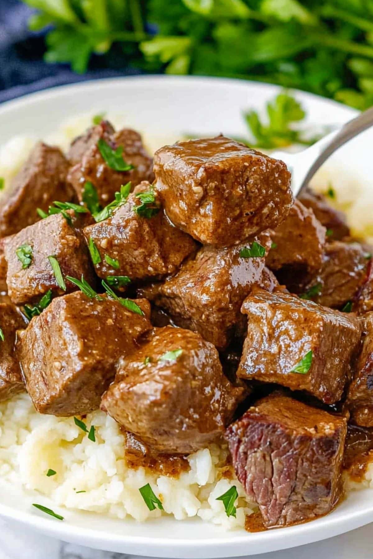 Slow Cooker Garlic Butter Steak Bites – Melt-in-Your-Mouth Good