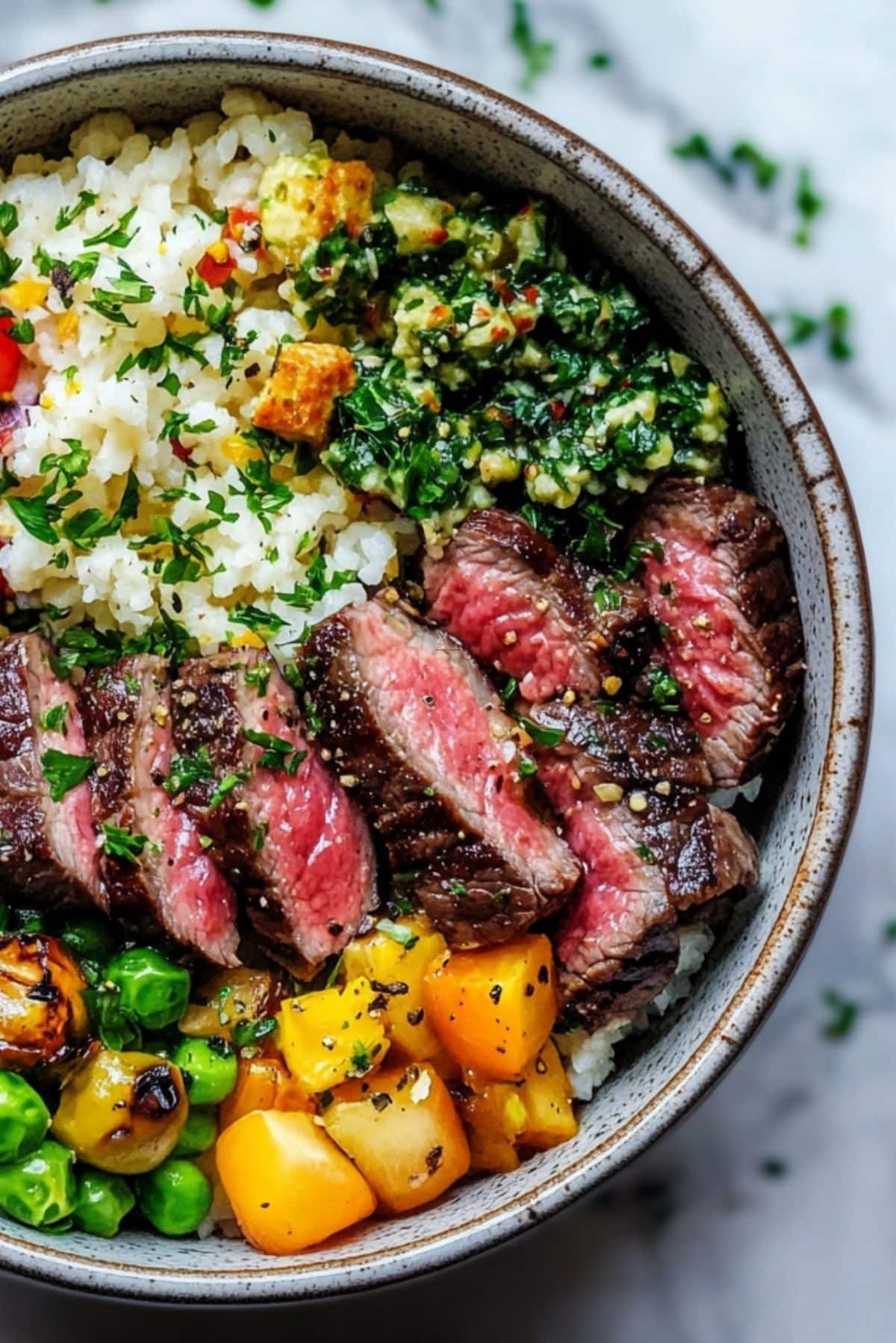 Delicious Mediterranean Steak Bowls: A Quick and Healthy Recipe